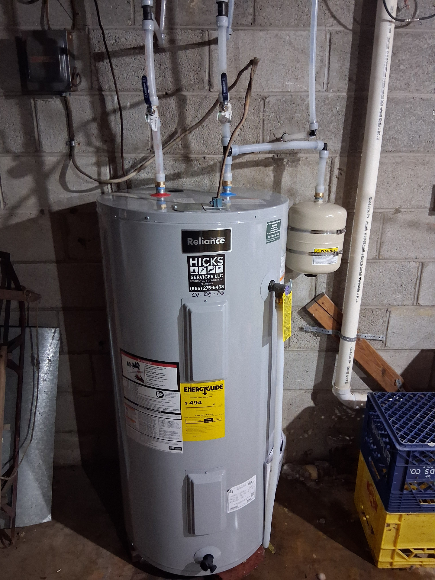 Water heater installed by Hicks Services in Knoxville
